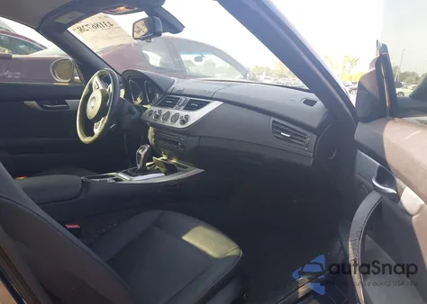 2013 BMW Z4 Sdrive28I z USA, uszkodzony, nr VIN WBALL5C53DJ103824